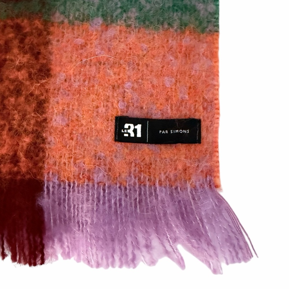 SIMONS LE 31 Multicolor Plaid Scarf Soft Fringe 70” Long one size - Picture 2 of 5